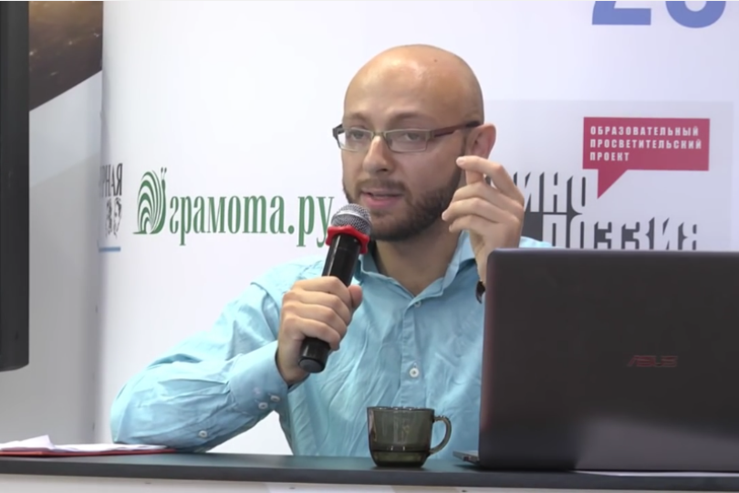 Александр Пиперски выступил с интерактивной лекцией «Откуда берется языковая норма?»