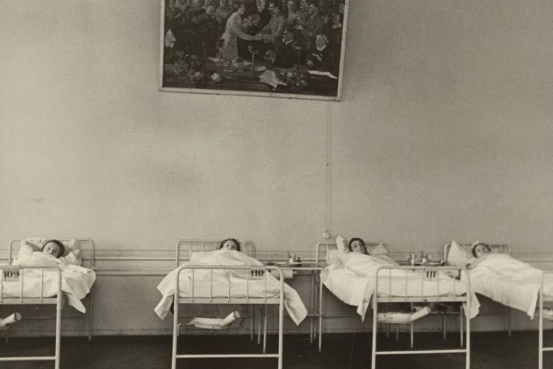Доклад А.Р. Шарафеевой «“Радость безболезненного материнства”: репродуктивная политика большевиков в 1930-е гг.»