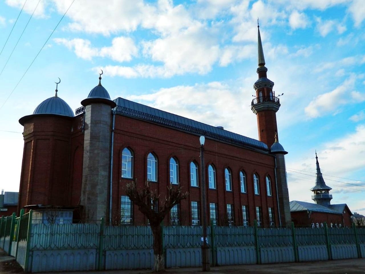 Ижевская соборная мечеть на ул. Азина. 