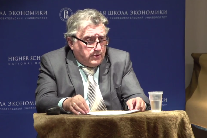 Научный руководитель Школы философии, профессор Владимир Порус